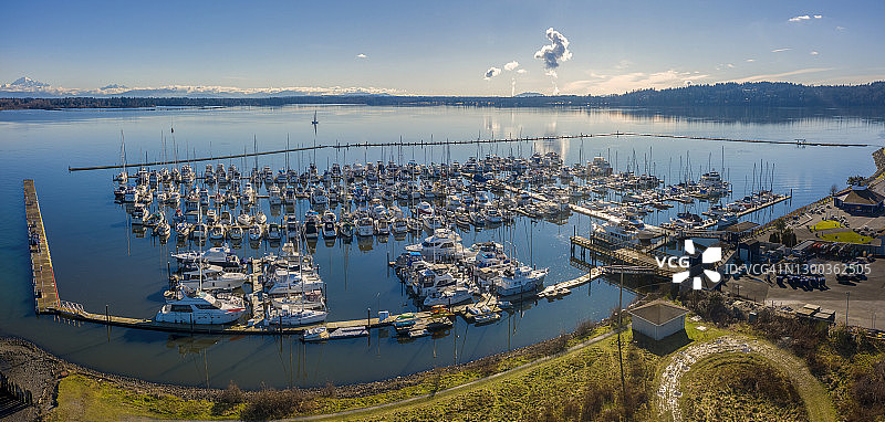 Semiahmoo码头是位于华盛顿州贝灵厄姆附近的太平洋西北地区首屈一指的度假码头图片素材