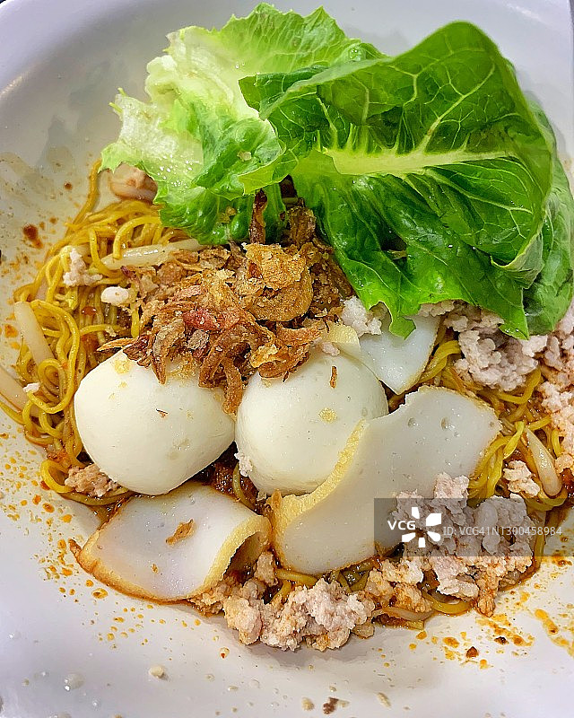 鱼丸面条俯视图图片素材