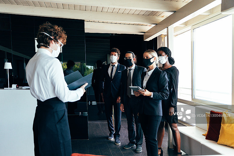 商务人士午休时间图片素材