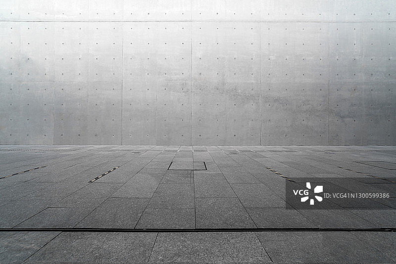 混凝土墙面与开放空间正面图图片素材