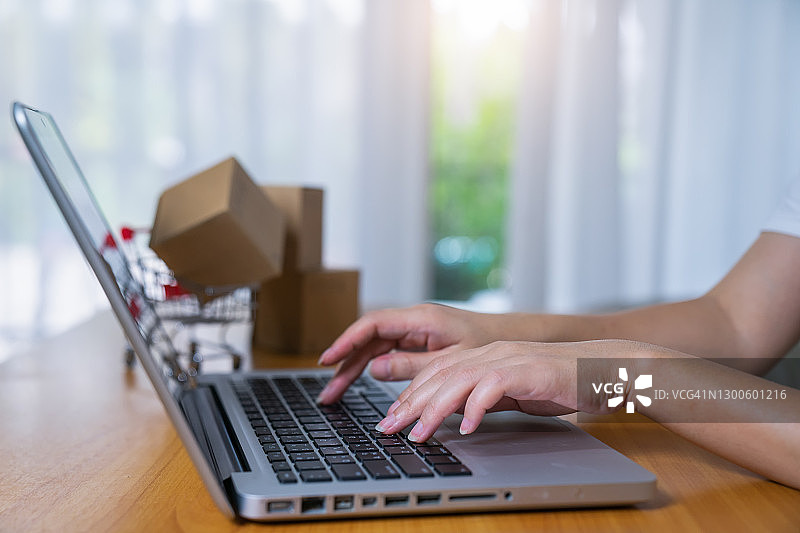 在线购物图片素材