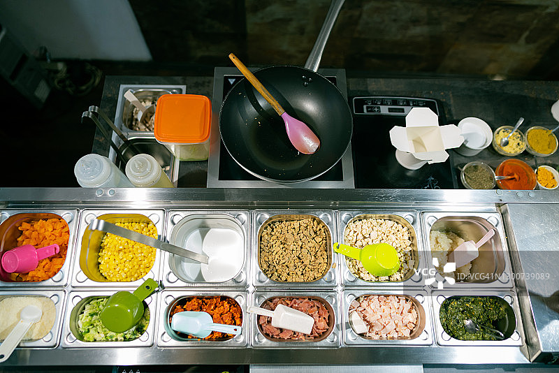 快餐店厨师的工作场所图片素材