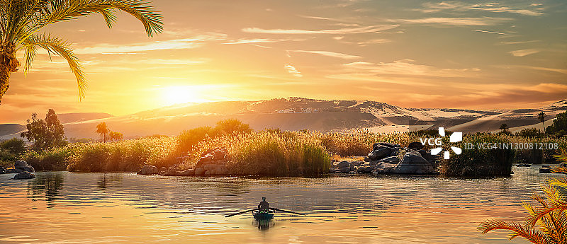 阿斯旺日落时的尼罗河图片素材