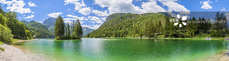 普雷迪尔湖（意大利弗留利-威尼斯朱利亚塔维西奥）图片素材