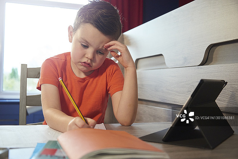 思考答案图片素材