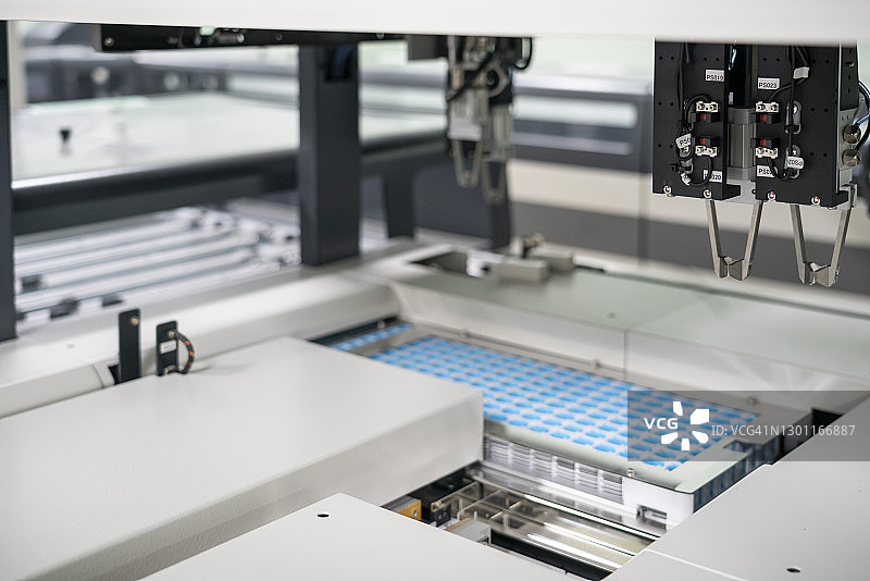 医疗实验室中的检测设备图片素材