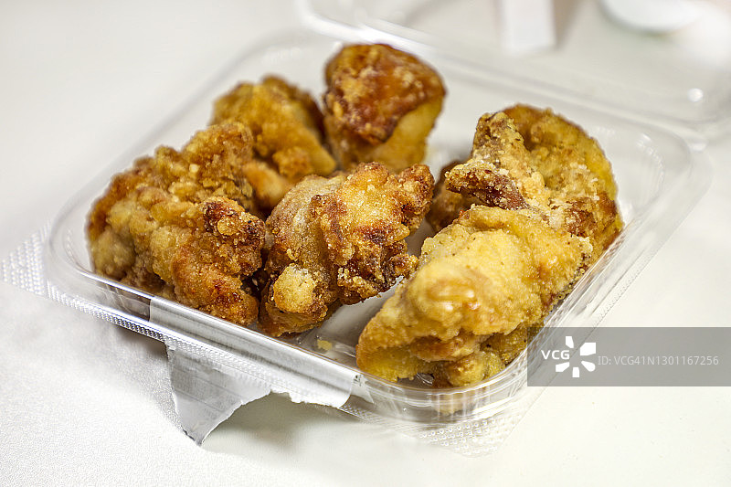 日式炸鸡块外卖盒图片素材