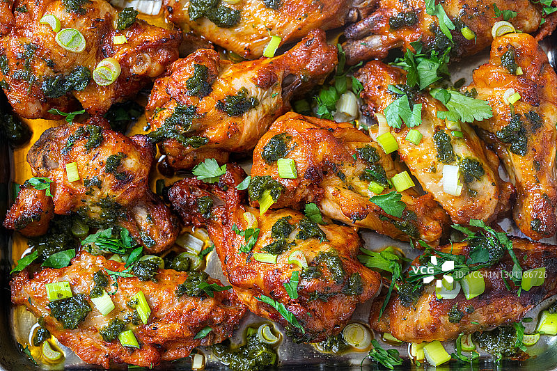 墨西哥青辣椒酱鸡翅图片素材