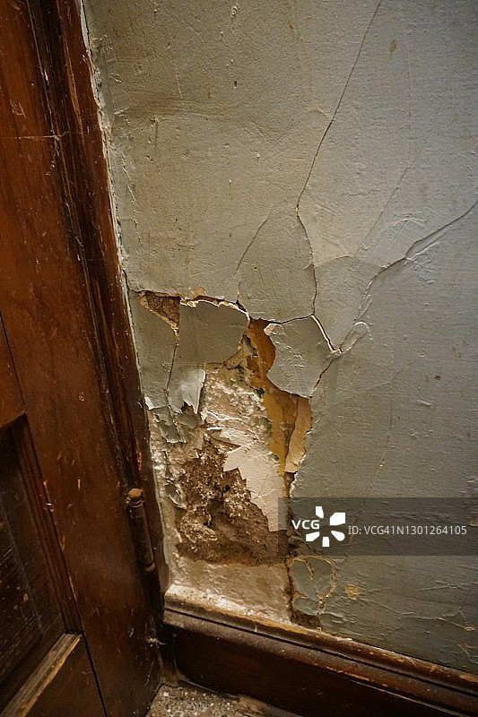 破碎的石膏墙图片素材