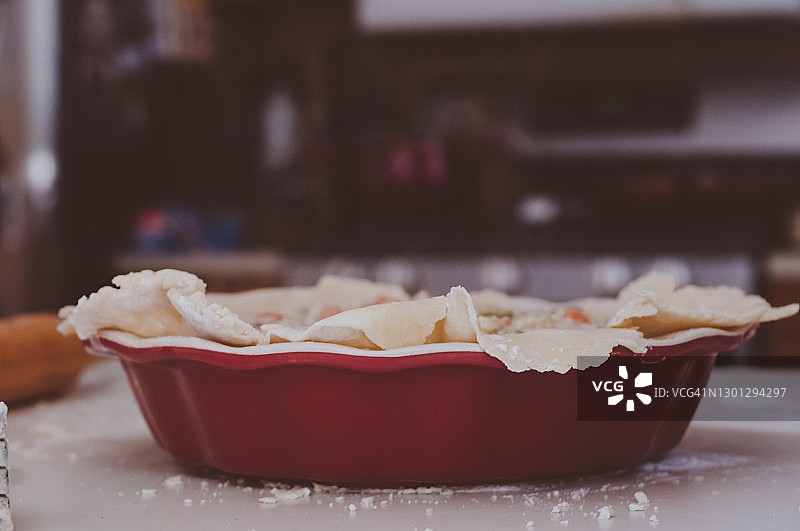 鸡肉砂锅馅饼图片素材