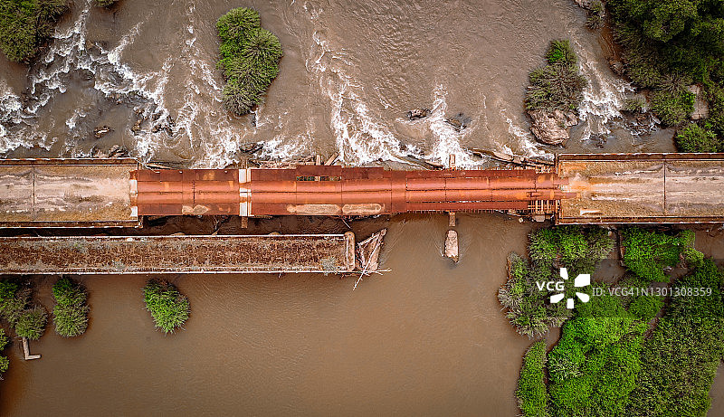 安哥拉本戈省乡村的桥梁遗址图片素材