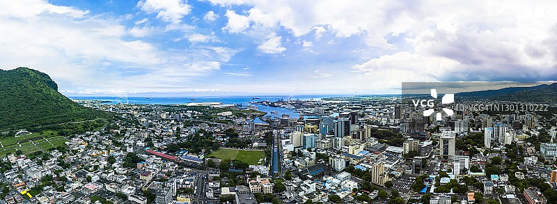 毛里求斯路易港市海港、老城区和金融区景观航拍图片素材