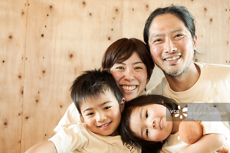 亚洲家庭肖像图片素材