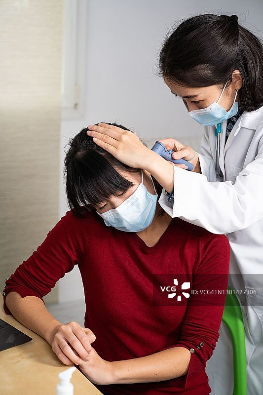 耳鼻喉科咨询图片素材