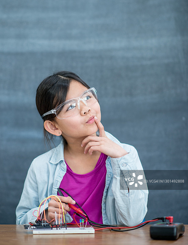 需要组合哪些电线才能发电图片素材