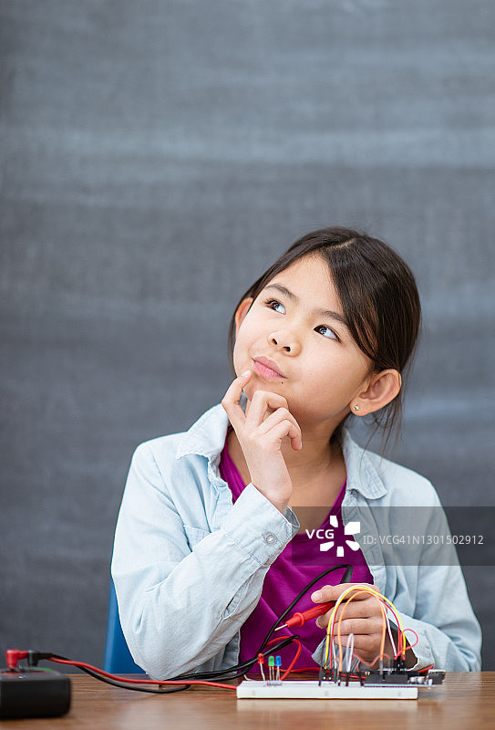 需要组合哪些电线才能发电图片素材