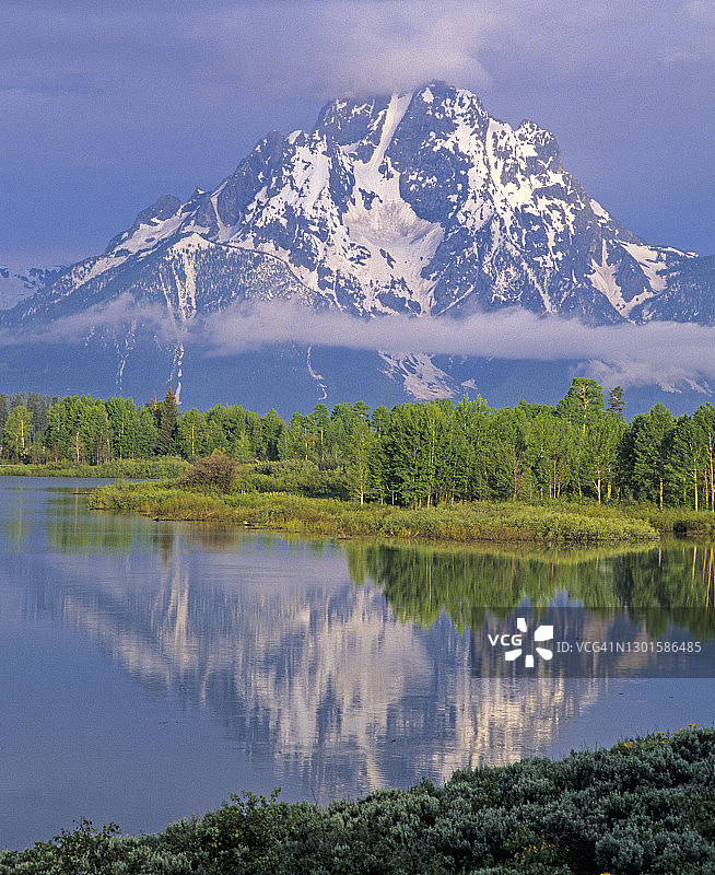 大提顿国家公园和莫兰山，蛇河的牛轭弯图片素材