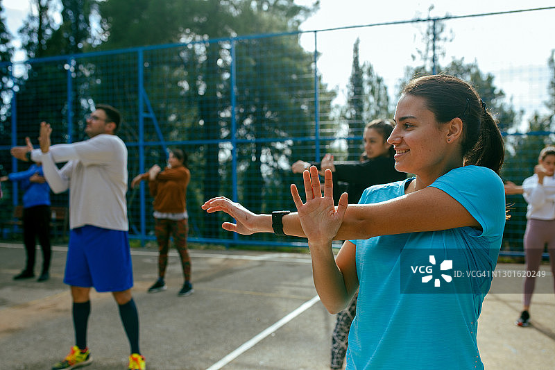 户外健身课程图片素材