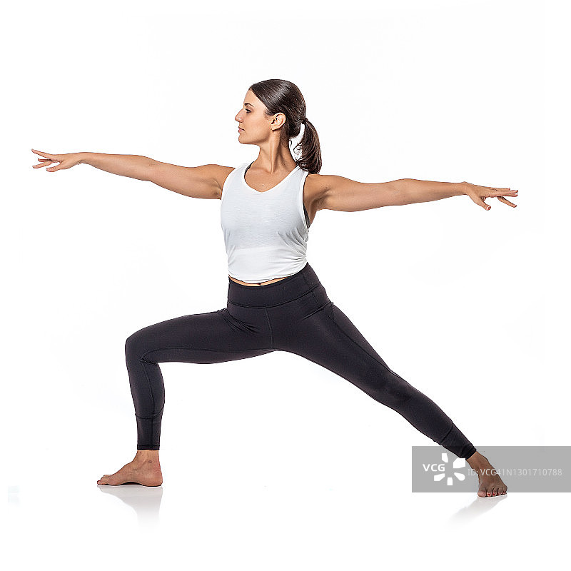 年轻女人 - 瑜伽战士第二式图片素材