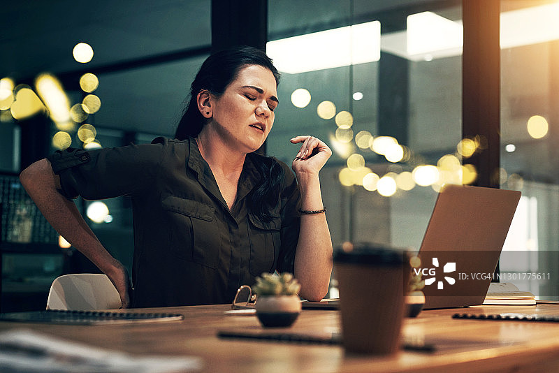 努力过后还能继续前进的女人才会赢图片素材