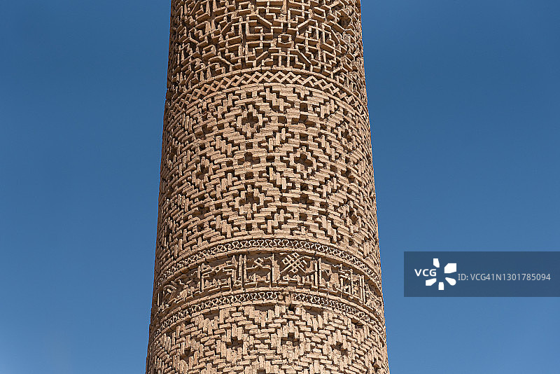 伊朗达姆甘聚礼清真寺的库法铭文和砖砌尖塔图片素材