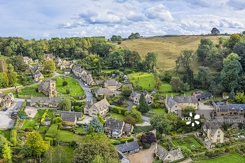 英国格洛斯特郡斯诺斯希尔的科茨沃尔德村庄图片素材