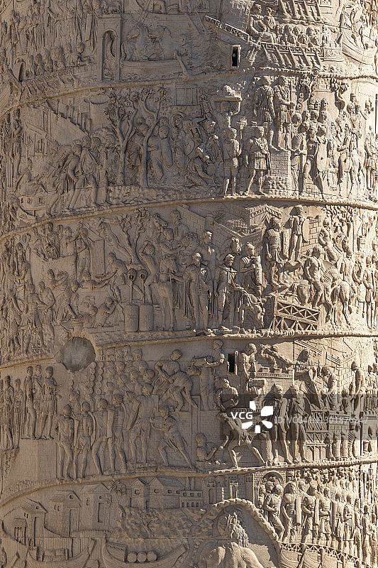 图拉真柱：联合国教科文组织世界遗产，意大利罗马图片素材