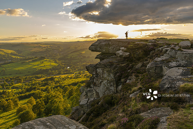 英国德比郡库尔巴夕阳景色图片素材