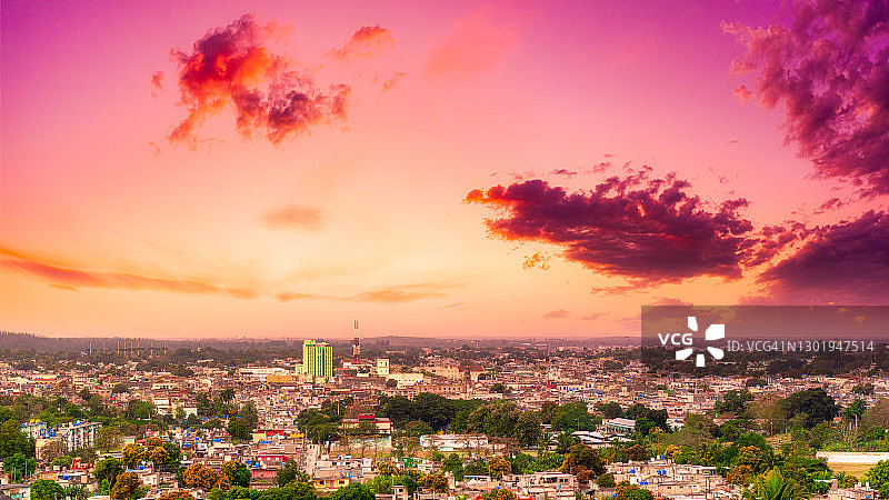 古巴圣克拉拉城市天际线图片素材