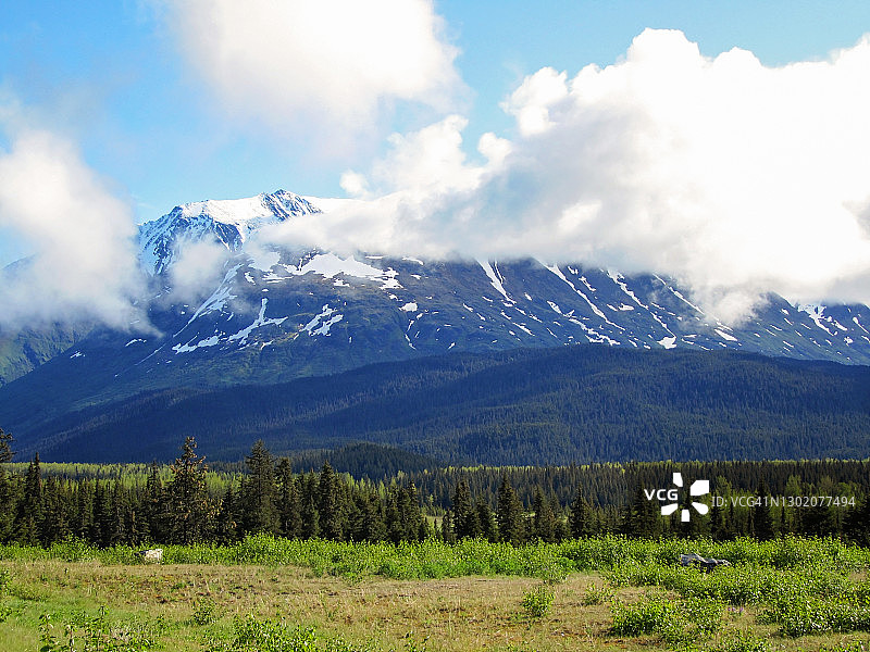阿拉斯加州格德伍德的楚加奇山脉图片素材