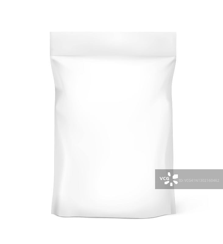 白色背景下的食品立式包装。图片素材