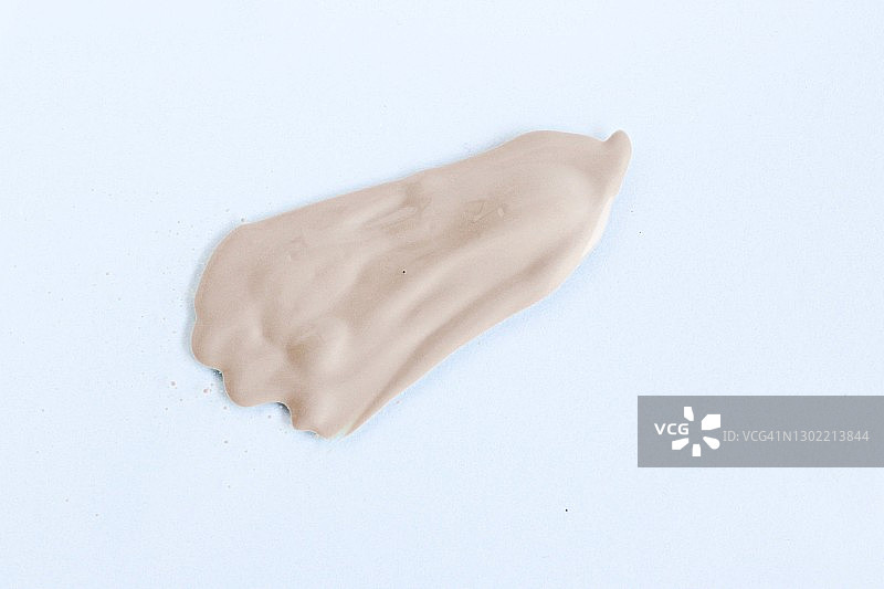 粉底液的涂抹图片素材