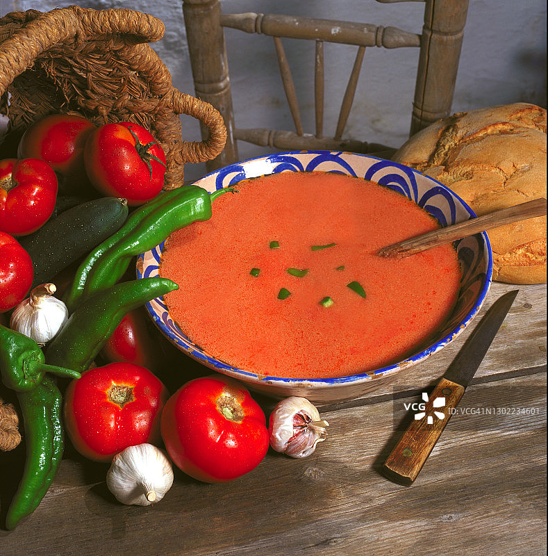 西班牙凉菜汤冷汤图片素材