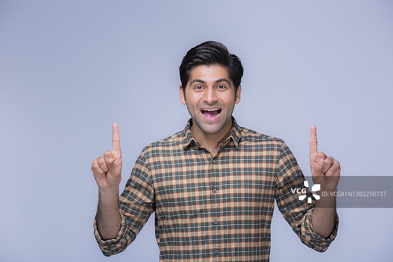 年轻男学生，库存照片图片素材