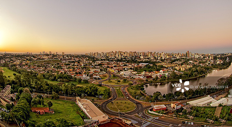 巴西隆德里纳市图片素材