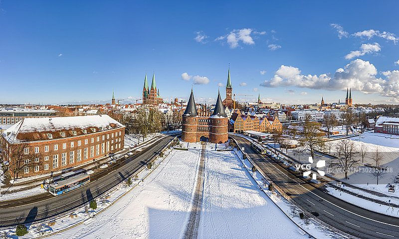 吕贝克霍尔斯滕门HDR全景图图片素材