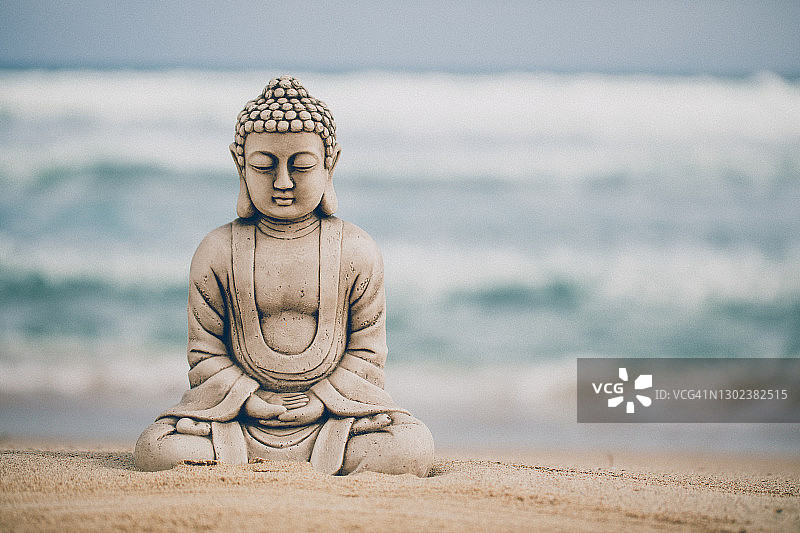海边佛像石雕特写图片素材