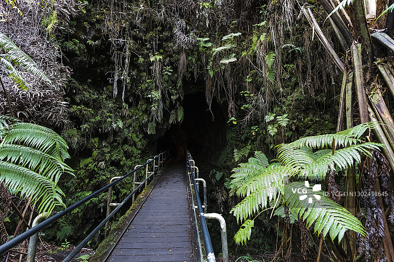 瑟斯顿熔岩管图片素材