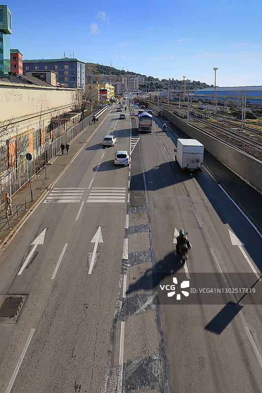 俯瞰城市交通主干道图片素材