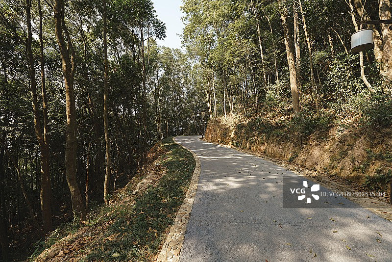 山区徒步小径图片素材