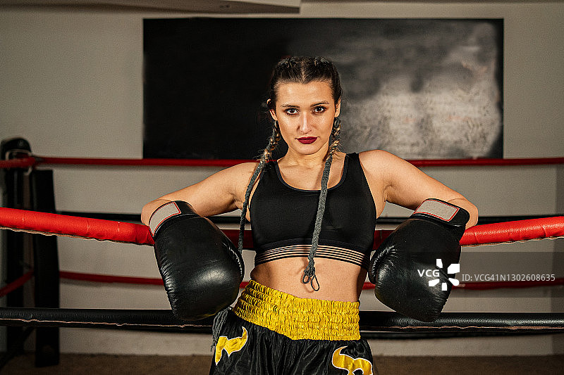 你够强大能和我战斗吗？图片素材