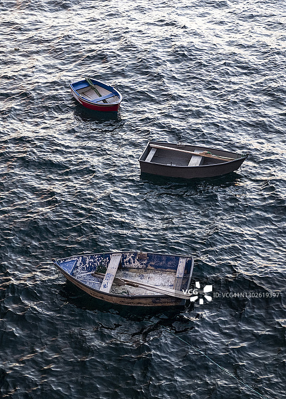 海上的木船图片素材