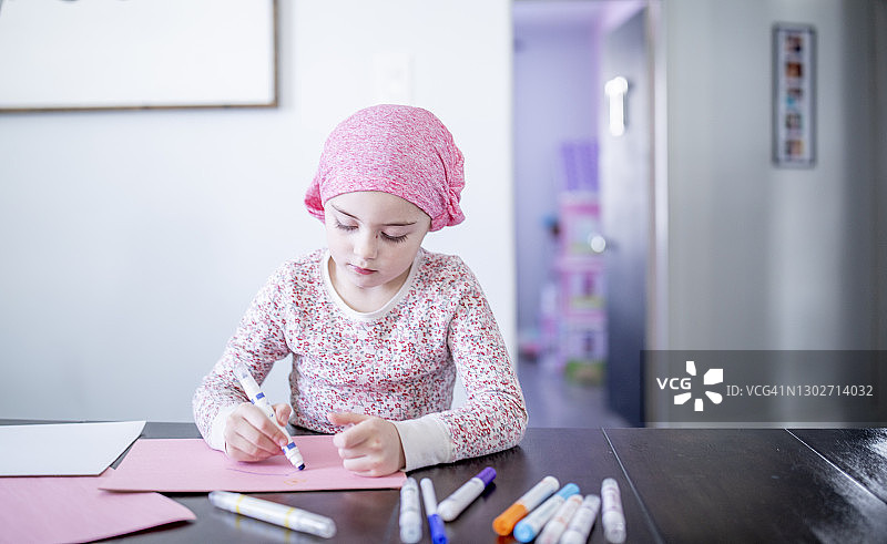 我要给妈妈画一朵漂亮的花图片素材