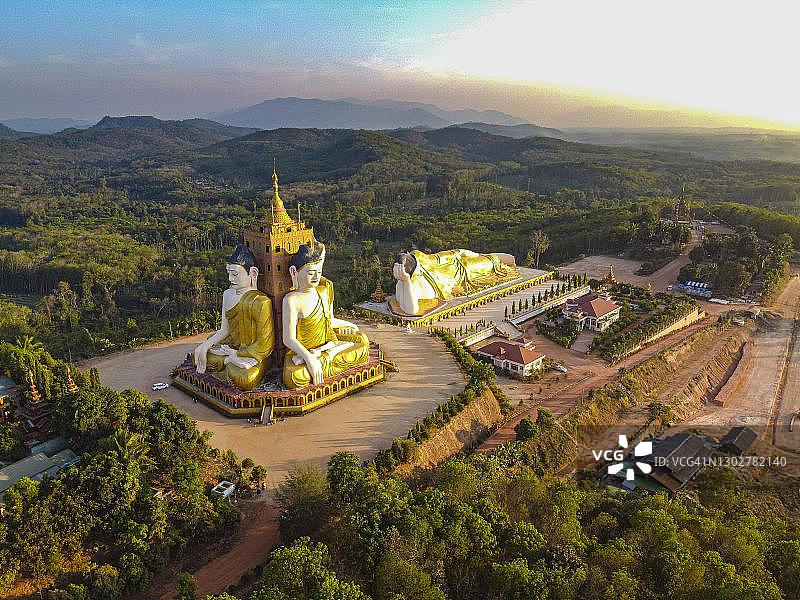 缅甸孟邦耶镇附近卧佛航拍图片素材