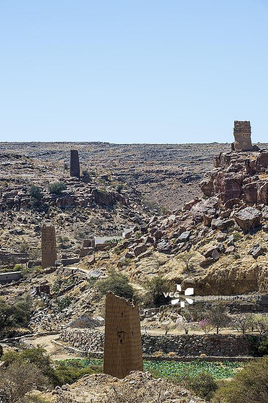 沙特阿拉伯艾卜哈附近设防村庄图片素材