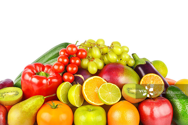 白色背景下的水果和蔬菜，健康食品图片素材