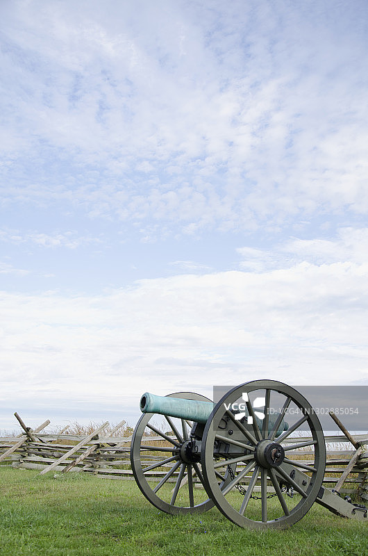 美国宾夕法尼亚州葛底斯堡战场上的大炮图片素材