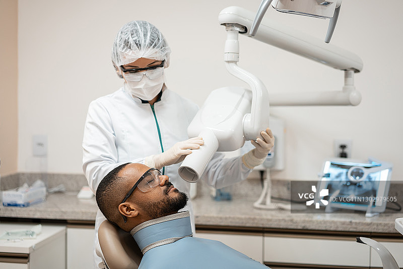 牙齿X光片图片素材