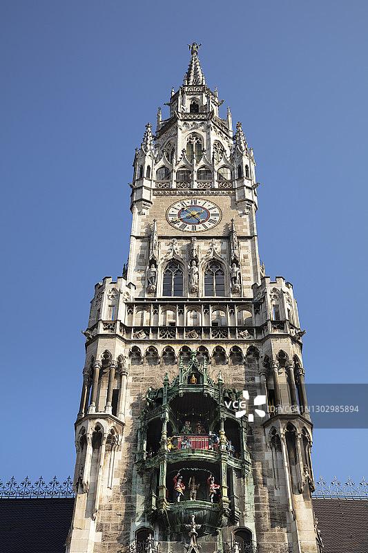 德国慕尼黑新市政厅塔楼与钟琴图片素材