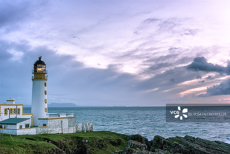 高地粉色黄昏图片素材